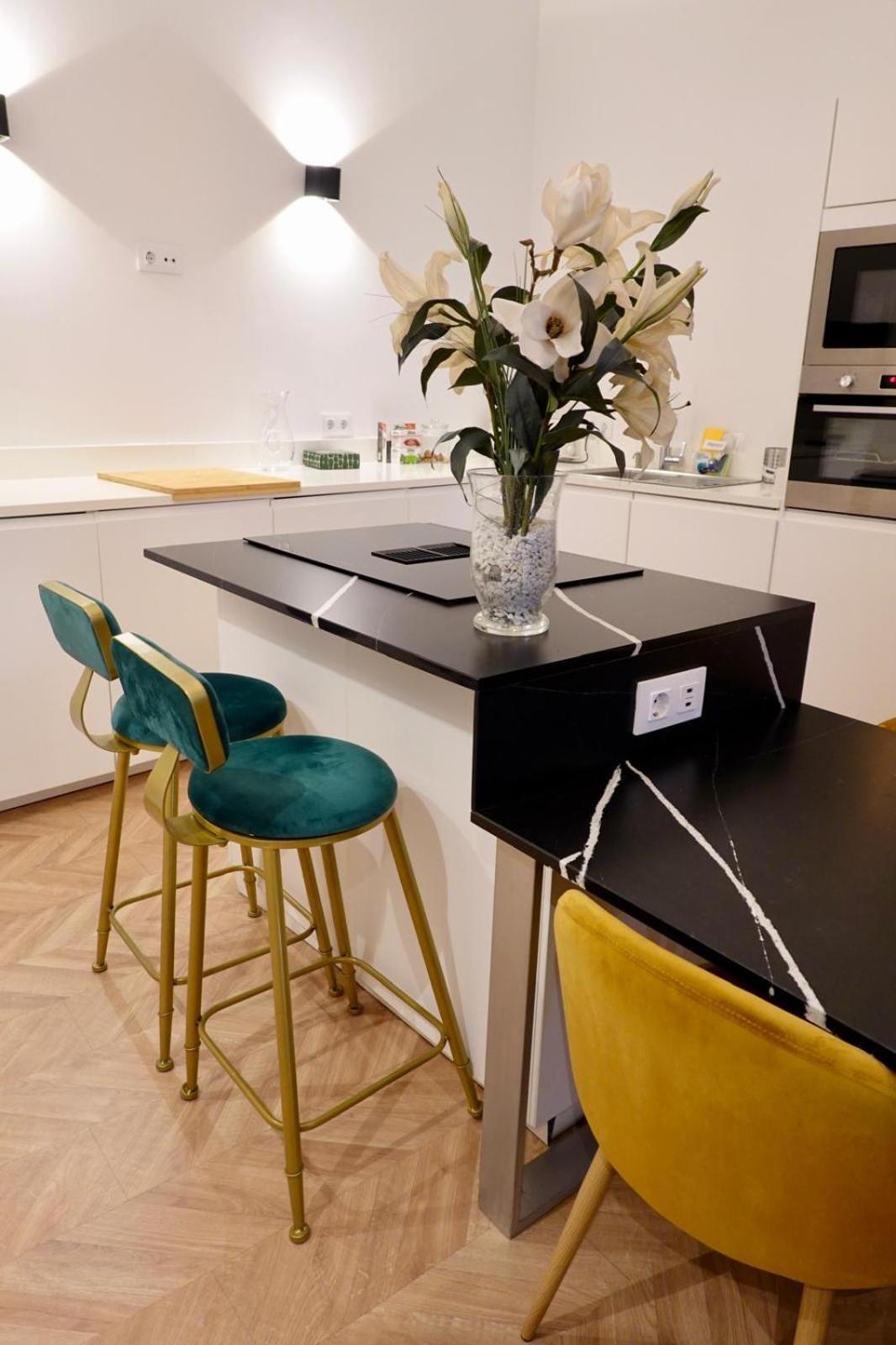 Peral Boutique Apartaments Σεβίλλη Εξωτερικό φωτογραφία